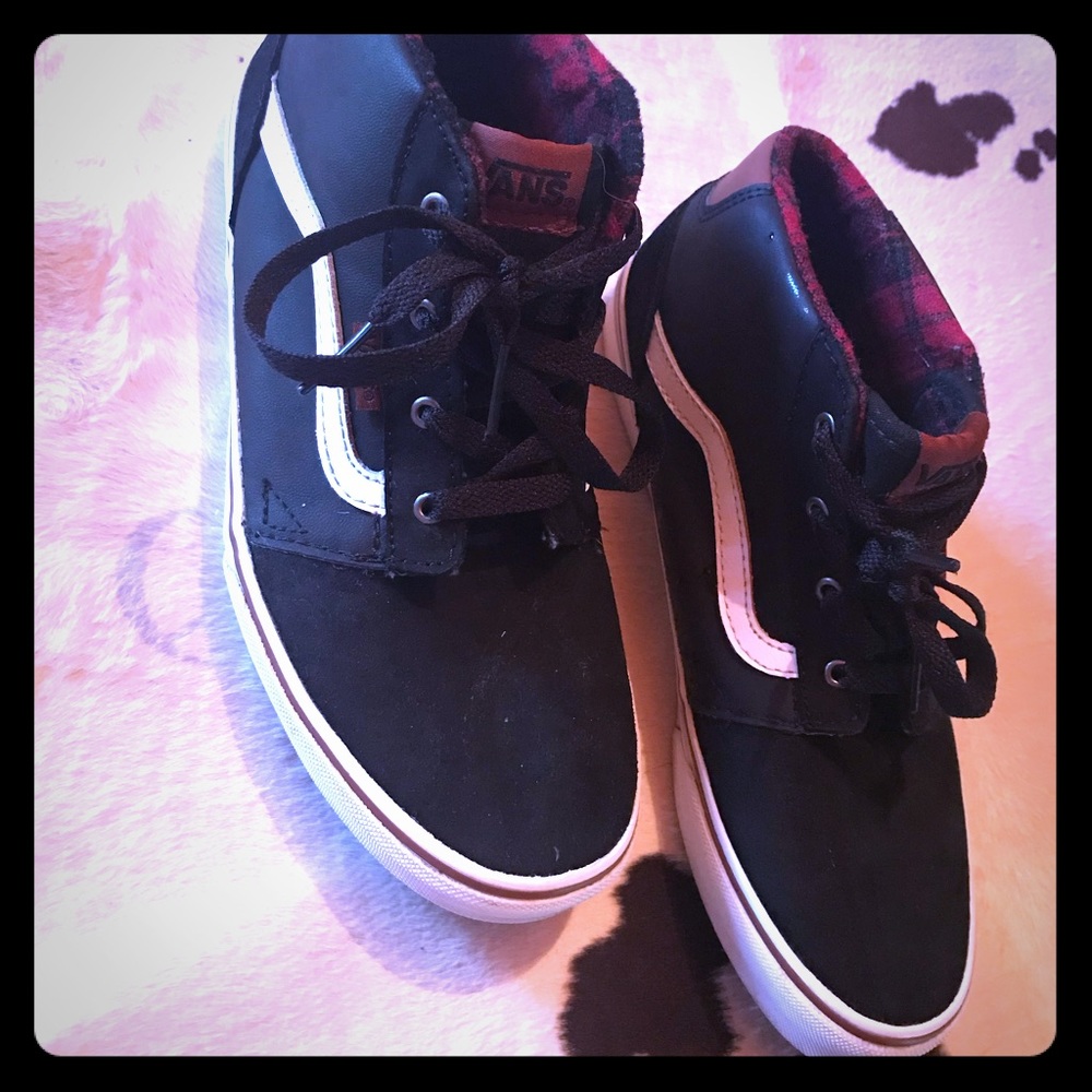 Black Vans Lace-up High Top w/ Red Flannel Youth 7